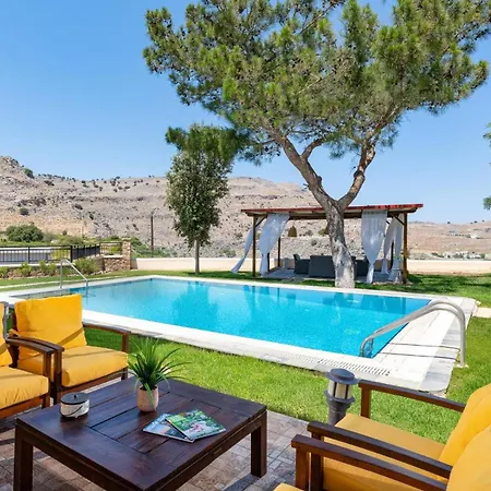 St Nicholas By Villa *