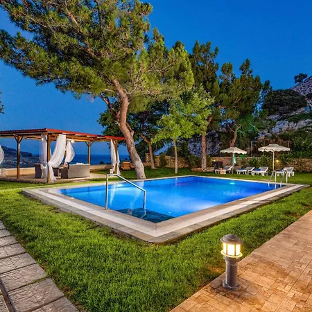 Villa St Nicholas By